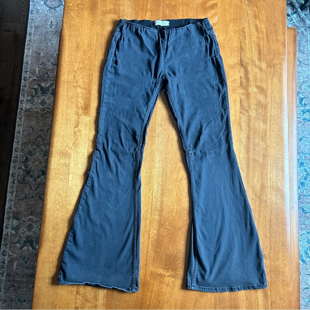 Free People - Flare Bell Bottoms in Black - Size 29R